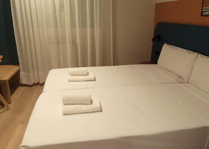 Πανσιόν Groma Σαραγόσα