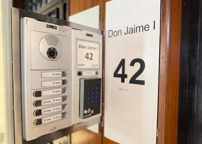 Groma Πανσιόν *