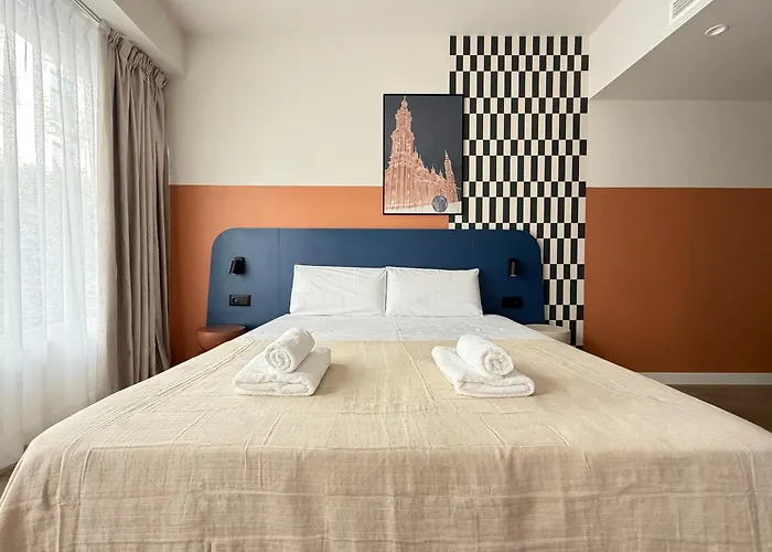 Groma Πανσιόν *